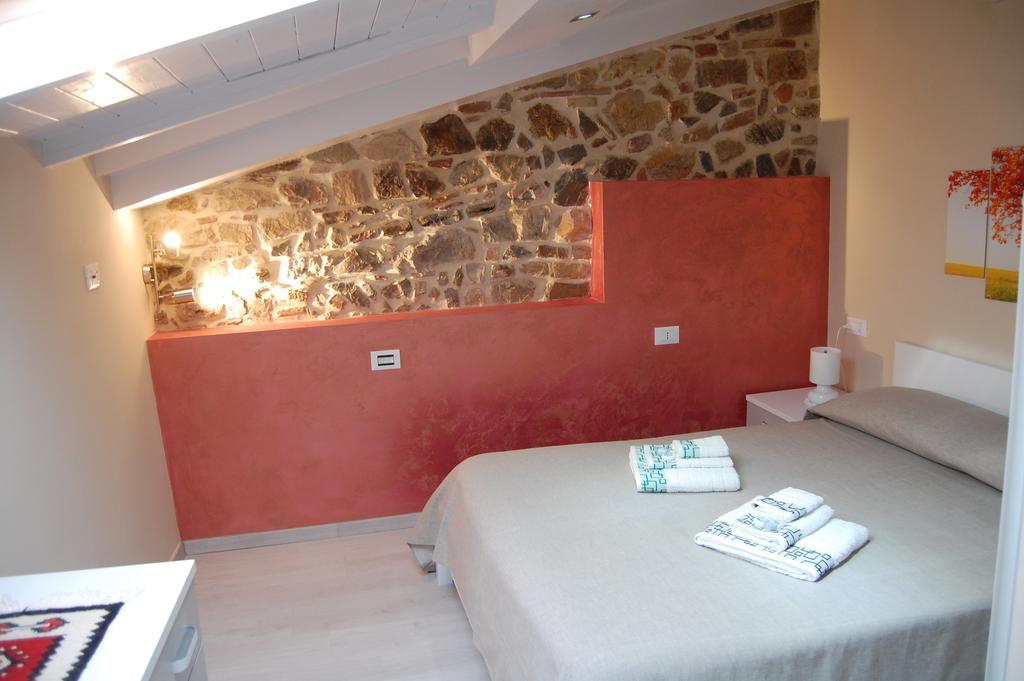 Emily House Hotel Montecerboli Exterior foto